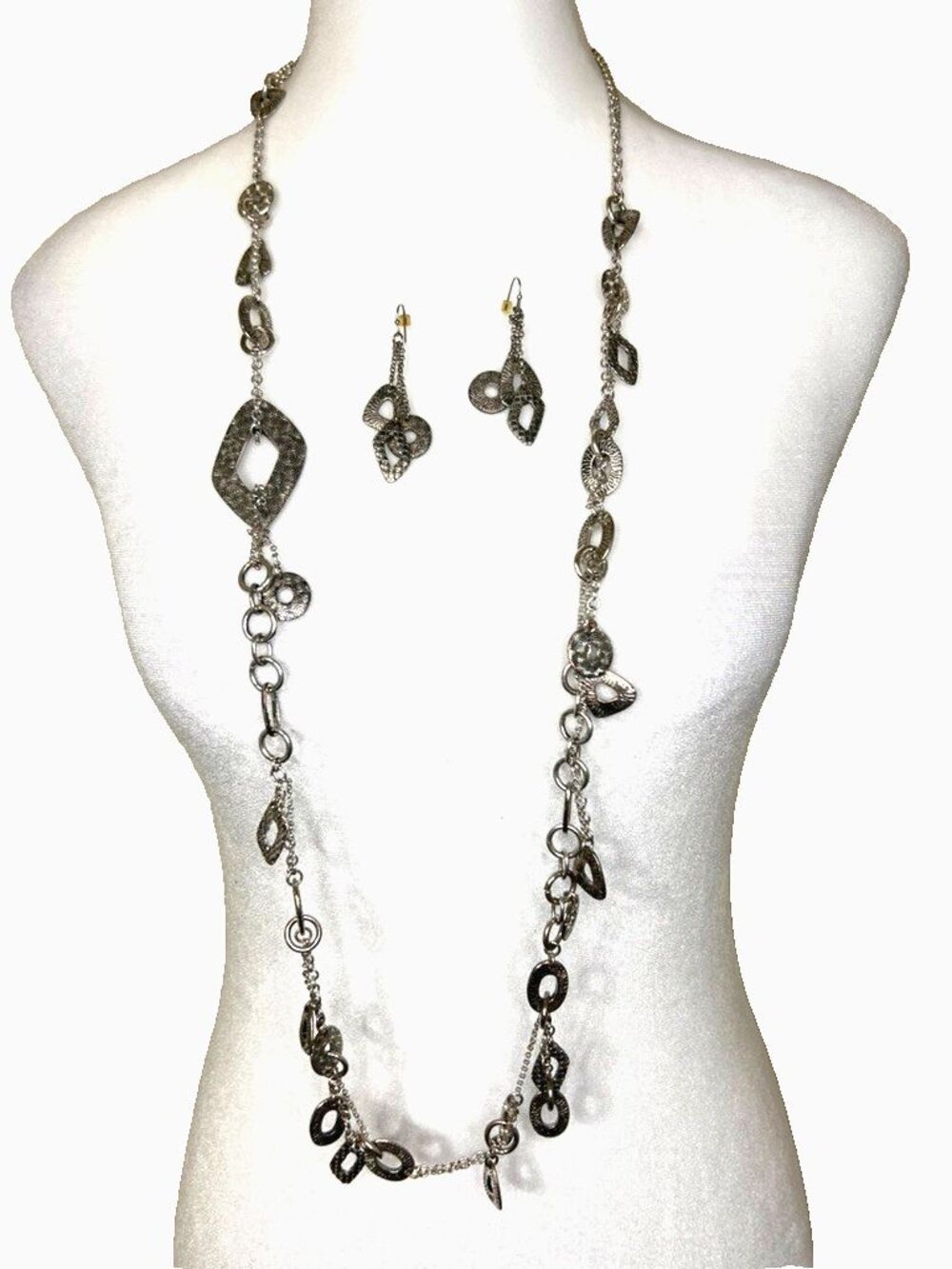 Chico's Collectable Silver Metal Long Pre-Owned. Necklace and Matching Earings